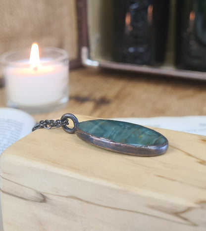 Cabochon de jaspe vert - Pierre précieuse ovale - Cuivre électroformé