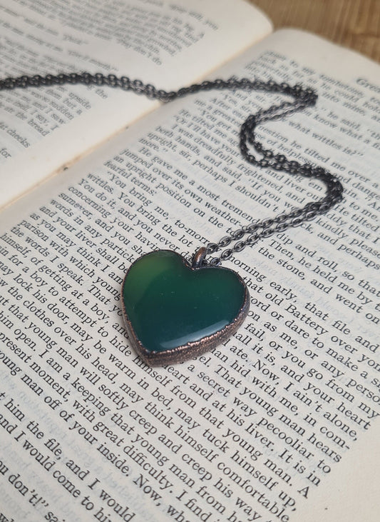 Green Onyx Cabochon - Heart Gemstone - Copper Electroformed